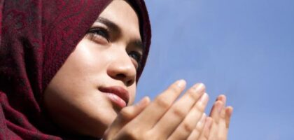 دعاء القمر لجلب الحبيب